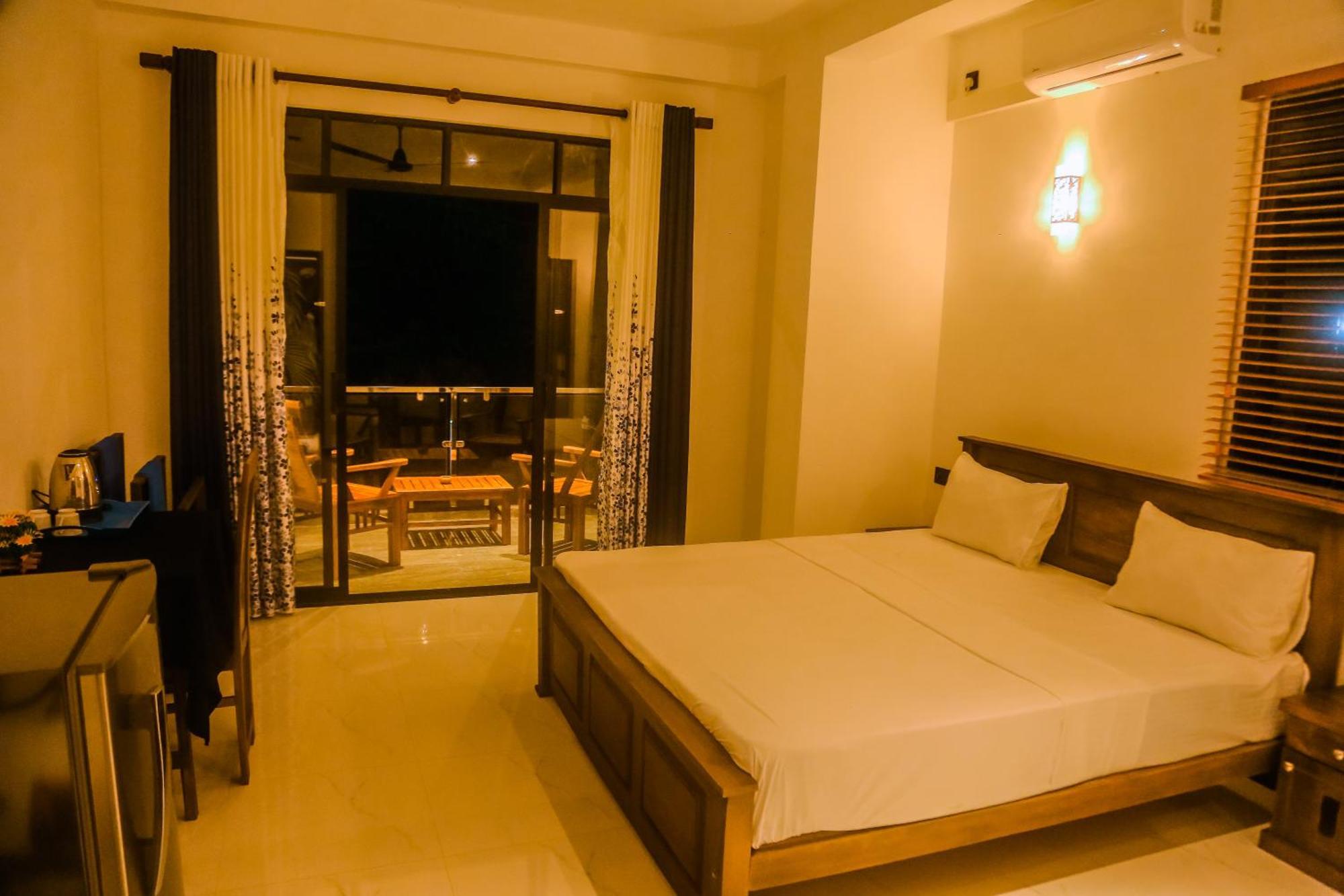 Mirissa Breeze Hotel ภายนอก รูปภาพ