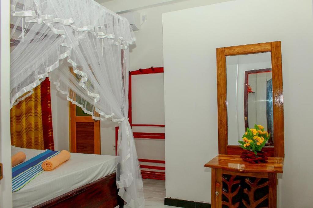 Mirissa Breeze Hotel ภายนอก รูปภาพ