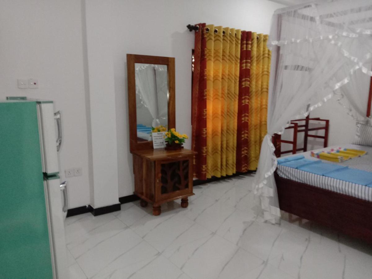 Mirissa Breeze Hotel ภายนอก รูปภาพ
